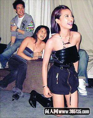 蔡依林樂(lè )到跪地不起