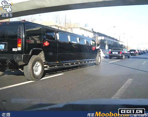 尾車(chē)1輛超長(cháng)“悍馬