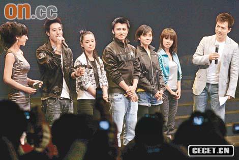 阿嬌全程表情淡漠