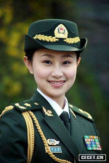 07式女警官禮服