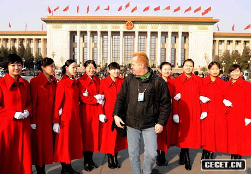 35ʮһȫ(hu )һΕ(hu )hڱ(hu )_(ki)Ļ킃M(jn)(chng)(w)ĹˆTÿe(hu )ǰӰr(sh)һӛҲ(li)[