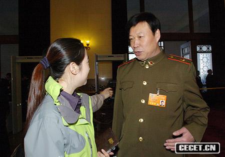 200833ȫf(xi)ʮһһΕ(hu )hڱ(hu )_(ki)ĻκeܲL(fng)