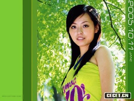 張靚穎:1350萬(wàn)實(shí)力女歌手2張新專(zhuān)輯7場(chǎng)個(gè)人演唱會(huì )百余場(chǎng)演出