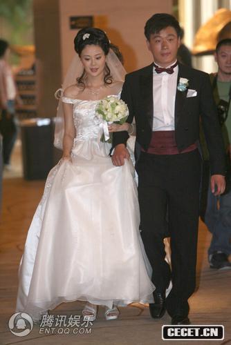 步入宴會(huì )廳