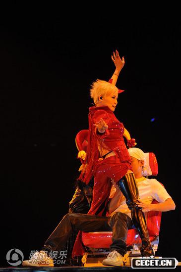 劉美君與林海峰