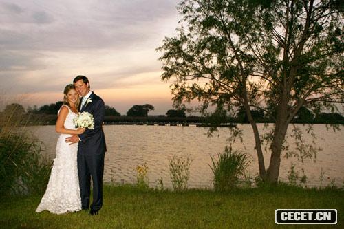 湖光樹(shù)影下一幅浪漫美景 圖片來(lái)源:中國網(wǎng)