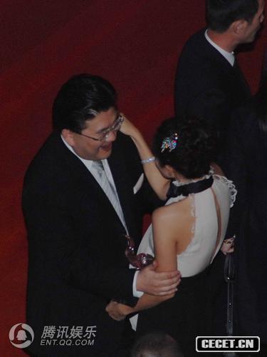 與曹可凡豪放交談