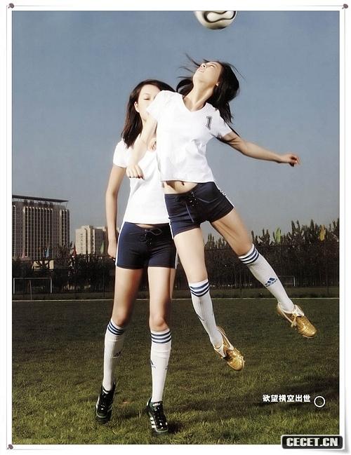 黃圣依足球寶貝套圖