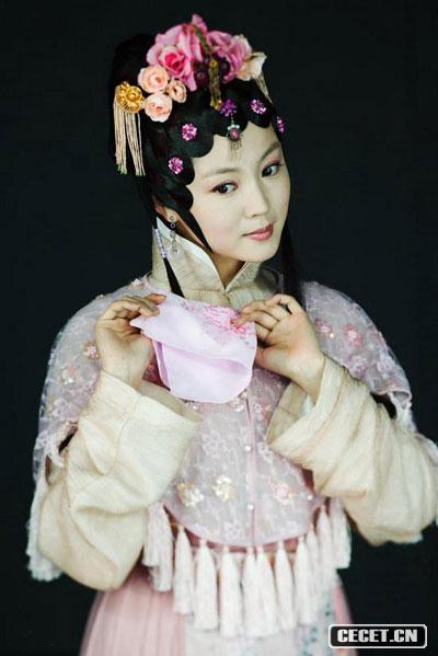 張笛飾演成年迎春