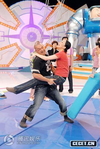 Fןo(w)T(mn)ˡգ74գڌ܊ҕM(jn)λˇ˼eϯεSĵȵ