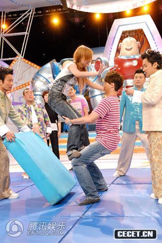 Fןo(w)T(mn)ˡգ74գڌ܊ҕM(jn)λˇ˼eϯεSĵȵ