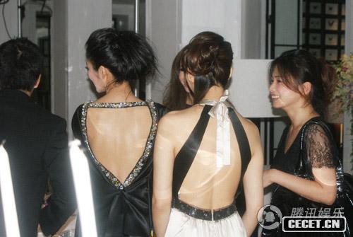 安以軒伊能靜美背撩人