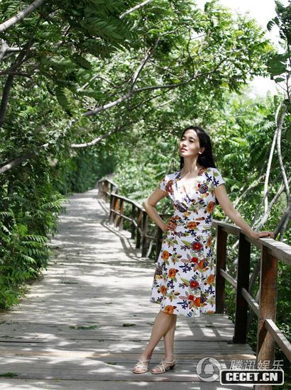 左小青最新寫(xiě)真曝光