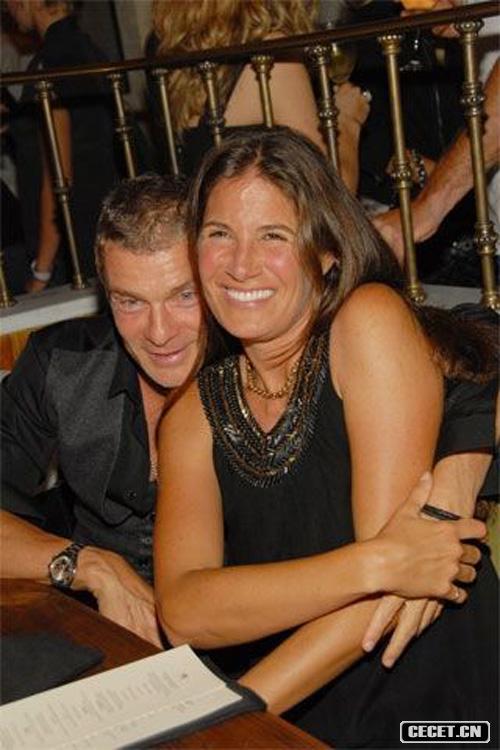 ѵϵױcŮǶл߅D鰬SֺVanity FairH澎݋Elizabeth SaltzmanӰ