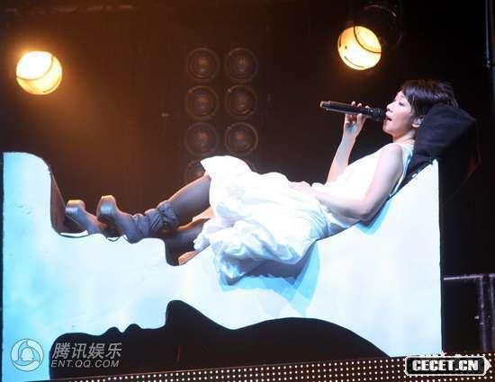 林憶蓮上海個(gè)唱