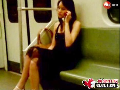 上海兩同性戀女子地鐵內互摸熱吻視頻