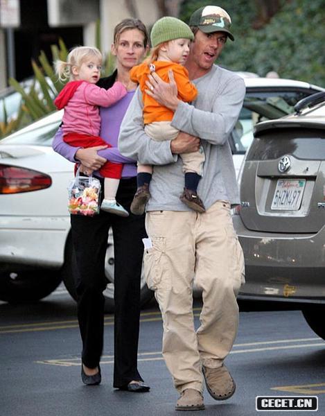 大嘴茱姐姐的龍鳳胎