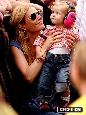 格溫妮絲帕爾特羅的女兒