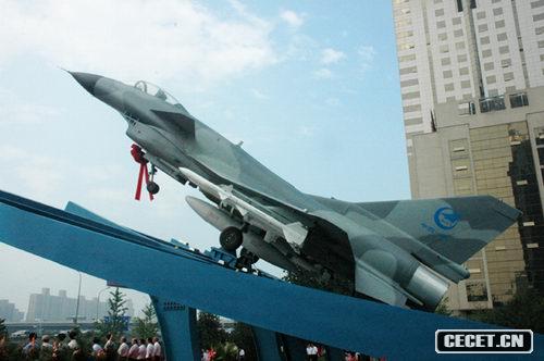 中國一航殲十飛機等比例模型