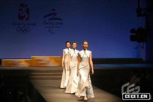 北京奧運會(huì )頒獎禮儀服裝