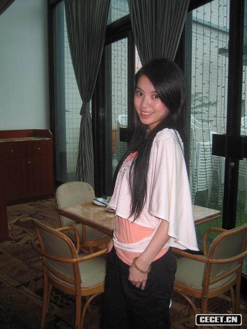 ѽ գ1983 Ϻ򄡌W(xu)Ժϵ ߣ161 ҕ 2005Ԫ V棺 nW(wng)j(lu )Α𡷵ďV