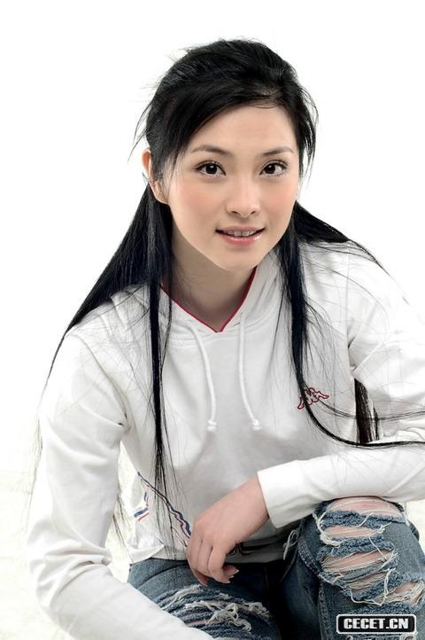  գ 321 أ  ߣ162 cm wأ48 kg W(xu)У ӰW(xu)Ժ 2002ϵ(zhun) ҕ ÿL(chng)һƬG~(20)ݣ(Ůһ) ̼ҴԺ(40)ݣӃ ࡷ(40) ݣС ݣs