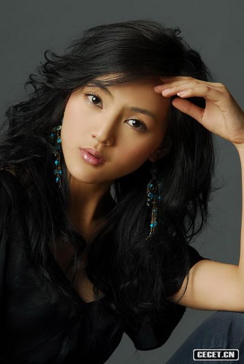 õ 1986  壺 ߣ166 84 64 88 W(xu)У򄡌W(xu)Ժ2003 ҕ üЦĘ С L(chng)Ҷ̡  Ӱ: 2006ϣ x܊һҹ