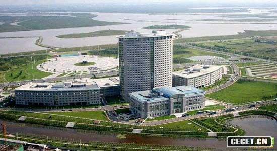 Iгɵf(shu)M18|`