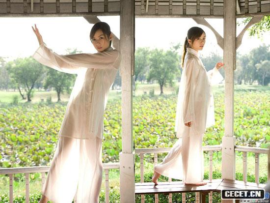 超女陳怡日本寫(xiě)真