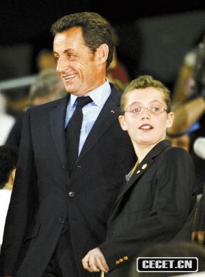 法國總統薩科齊心情不錯