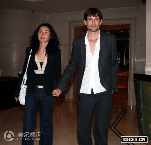 張曼玉與男友奧雷·舍人