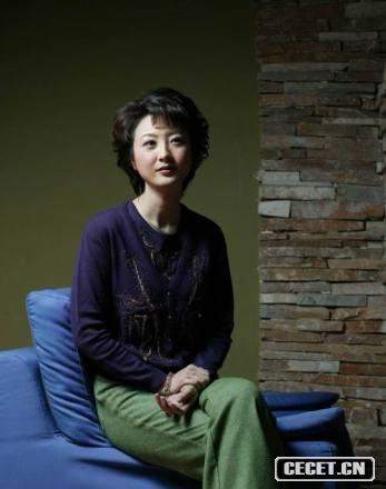 胡紫薇罕見(jiàn)寫(xiě)真 張斌妻子曾經(jīng)動(dòng)人時(shí)