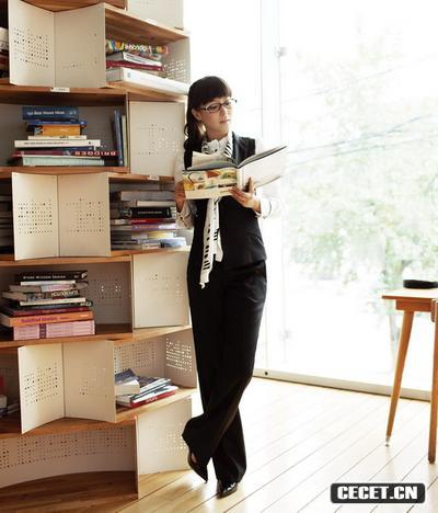 金喜善懷胎四月苗條依舊