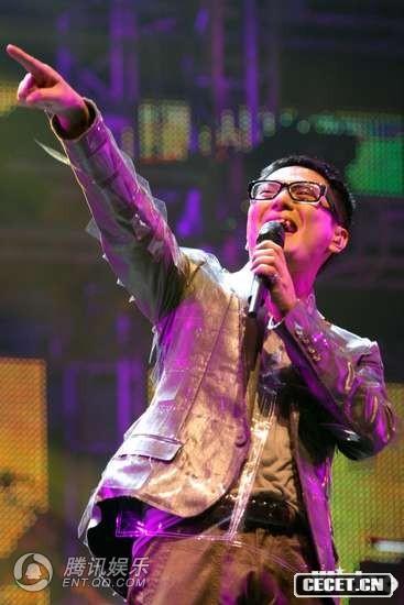 張信哲上海個(gè)唱