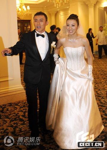 聶遠大婚帥氣十足 新娘楊光回眸秀香肩