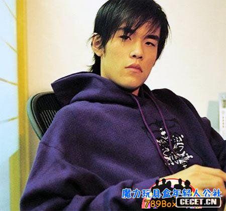 周杰倫 生日:1979年1月18日 29歲