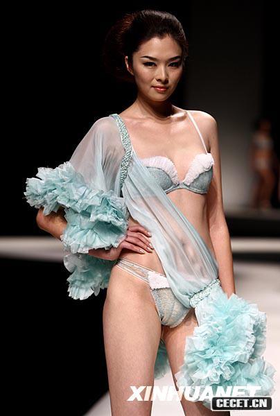 ģڡ(i)Ľ2009ăڅݰl(f)(hu )չʾb