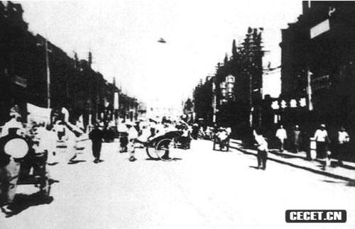 1942һzӰЇӱʡһ(g)СطĔz@UFOƬƬеĎׂ(g)ָ(zh)@(g)w