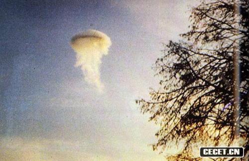 19741117糿ڠɭ(zh)Đ(i)ȮڵյmuɢͻȻһF(zh)һ(g)صwھx@(g)wws250300hĵطr(sh)@Ƭ