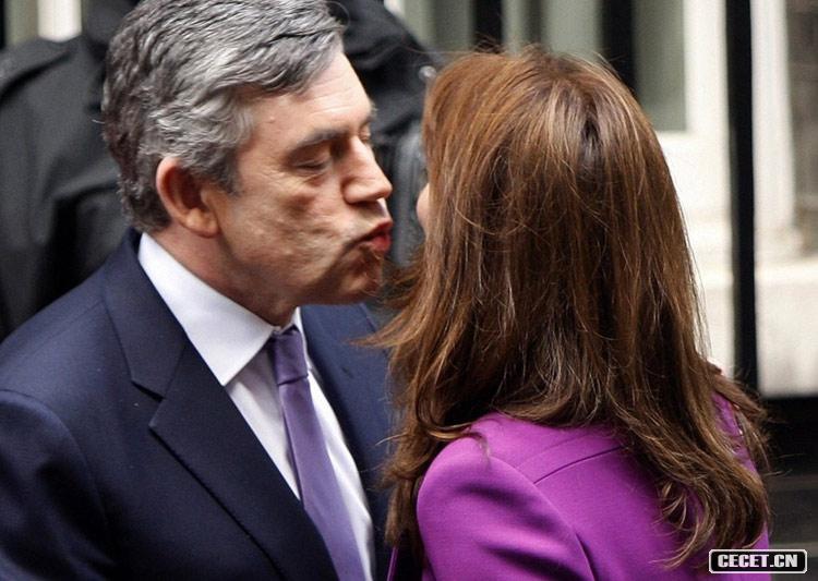 327ƌ10̖Ӣ಼(zh)ʽǷӭӁ(li)L(fng)ķһ˲ (D14)