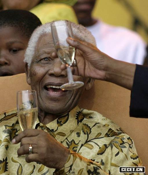 82Ϸ׶˹w(chng)eеǰy90qՑccFοyķؐecף (D25)