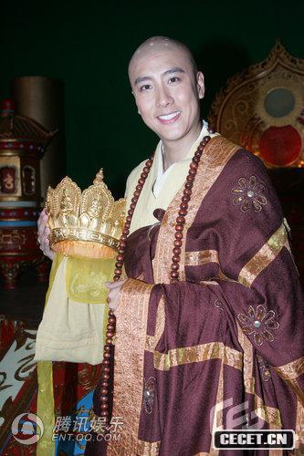 由陳慧琳的弟弟陳司翰扮演新版唐僧