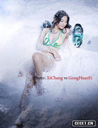 唐一菲寒冬脫衣拍照