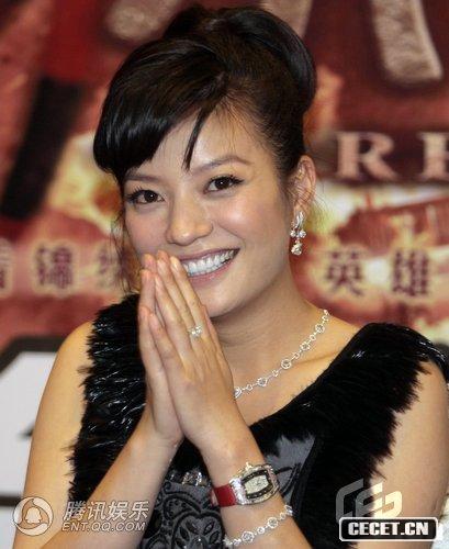 趙薇日漸發(fā)福長(cháng)贅肉