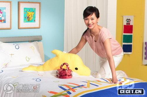 54歲趙雅芝寫(xiě)真照