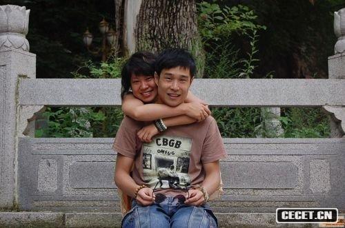 小沈陽(yáng)在博客中曬的他和老婆的恩愛(ài)照