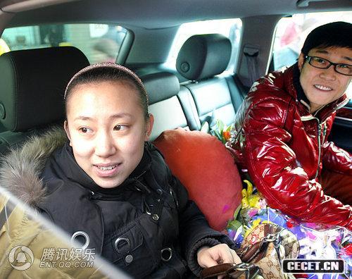 當紅小生小沈陽(yáng)和搭檔毛毛當日坐客沈陽(yáng)某媒體