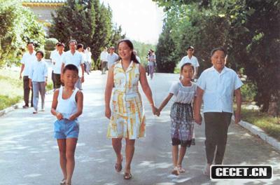 1983cŮOOŮڰ鳍u