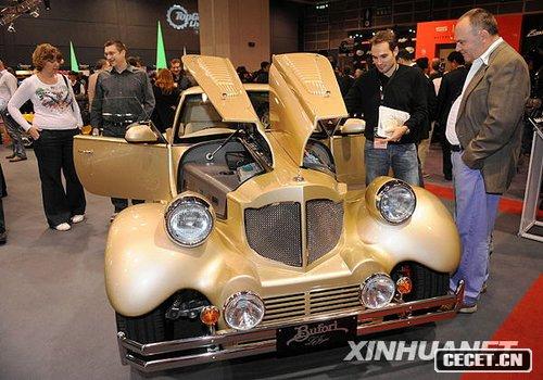 220^(gun)܇(ch)չ^(gun)һvBufori La Joya܇(ch)