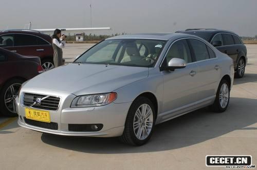2008֠S80